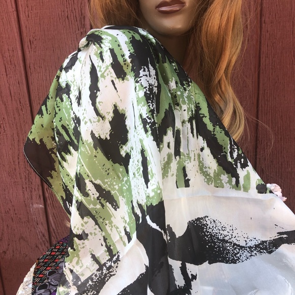 NWOT Esprit Silky Scarf Various patterns Cute green black abstract - Picture 4 of 9